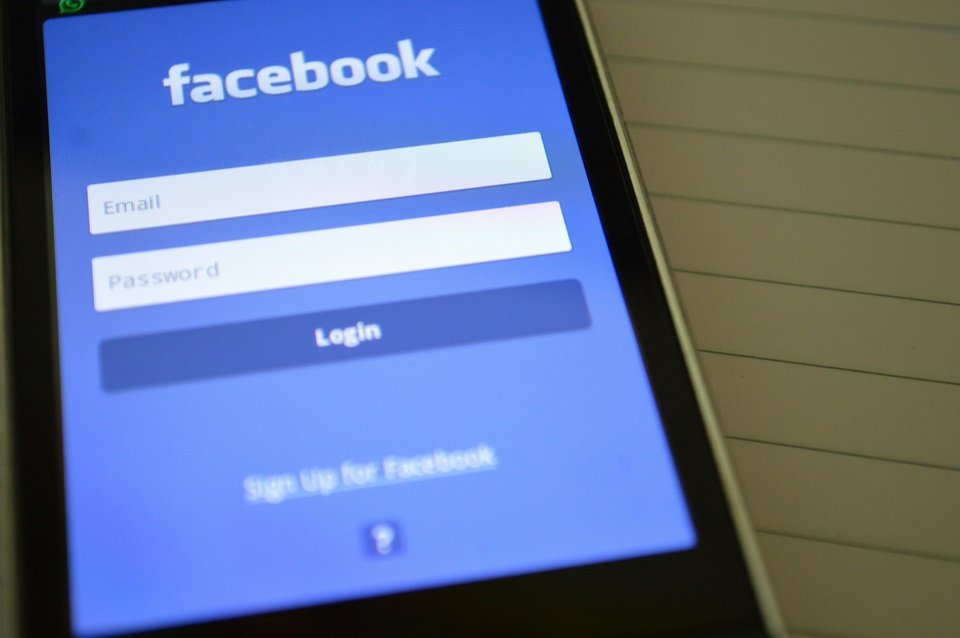 Facebook 24/7 customer service number
