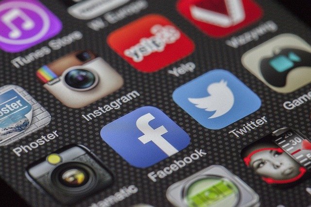 Facebook, social media, Meta, news feed, timeline, posts, reels, stories, groups, pages, friends, followers, likes, comments, shares, messenger, chat, video calls, live stream, marketplace, events, ads, sponsored posts, algorithm, privacy settings, data security, profile, cover photo, tagging, hashtags, notifications, reactions, emojis, check-in, memories, watch, marketplace deals, group chats, business pages, analytics, insights, content creator, engagement, reach, monetization, reels ads, community standards, fact-checking, user authentication, account security, two-factor authentication